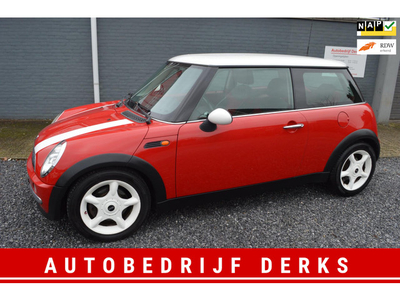 Mini Mini 1.6 Cooper Chili 2002 Stuurbekrachtiging Jaar APK