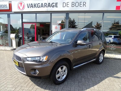 MITSUBISHI OUTLANDER 2.0 Intro Edition