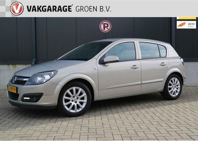 Opel Astra 1.6 Essentia / Airco / Cruise / Trekhaak !