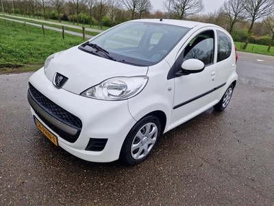 Peugeot 107 1.0 Millesim 200, 5 Drs, Airco,Automaat!