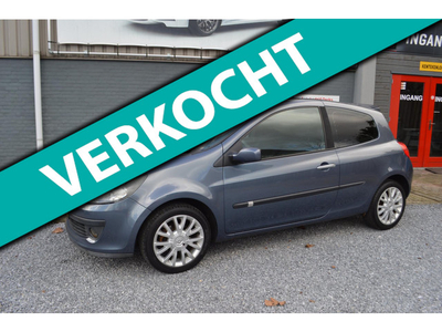 Renault Clio 1.6-16V Dynamique Luxe Airco Stuurbekrachtiging Jaar APK