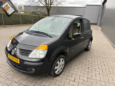 Renault Modus 1.6-16V Dynamique Luxe