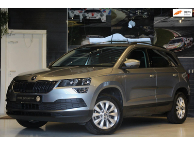 Skoda Karoq 1.0 TSI Ambition - DEALER OH - APPCONNECT - FRONT ASS - ELEK KOFFERKLEP - STOEL VERW - CRUISE - TOPSTAAT!