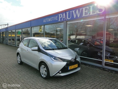 Toyota Aygo 1.0 VVT-i x-play