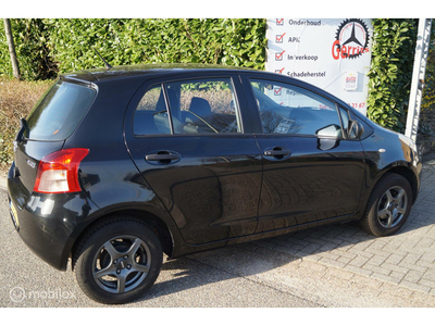 Toyota Yaris 1.0 VVTi +met airco 5 deurs