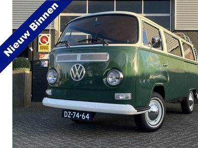 Volkswagen 221021 T2A De Luxe Volledig gerestaureerd