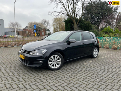 Volkswagen Golf 1.0 TSI Business Edition Connected | Automaat | Climate control | Achteruitrijcamera |