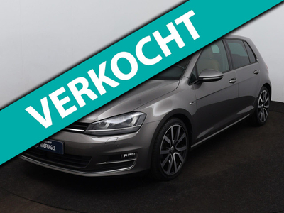 Volkswagen Golf 1.4 TSI Highline Automaat | Navigatie | Adaptive Cruise Control | Camera | Parkeersensoren | Stoelverwarming