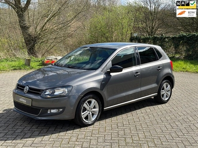 Volkswagen Polo 1.2 TSI Highline CRUISE I PDC I LEDER I