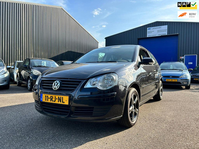 Volkswagen Polo 1.4-16V Turijn