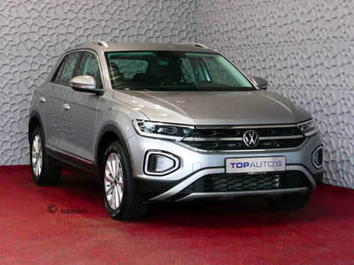 Volkswagen T-Roc 1.5 TSI 150PK STYLE PLUS ALCANTARA IQ. ELEK.KLEP ADAP.CRUISE VIR.COCKPIT CAMERA STOEL/STUUR VERW. 17''LMV 07/2023 70 BIJNA NIEUWE VOLKSWAGEN'S UIT VOORRAAD LEVERBAAR