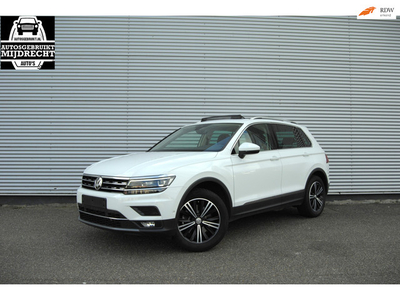 Volkswagen Tiguan 2.0 TDI 4Motion Highline / Pano / Virtual / Trekhaak / Vol opties