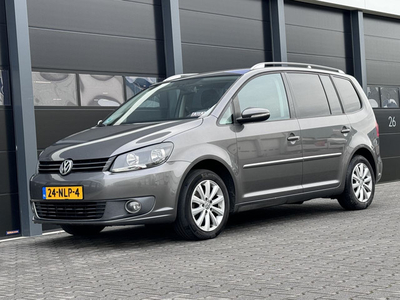 Volkswagen Touran 1.6 TDI Navi 7-PERS