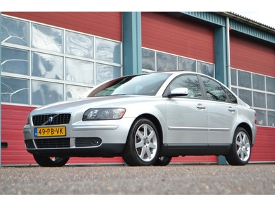 Volvo S40 2.4i Exclusive GEARTRONIC 170PK! (bj 2004)