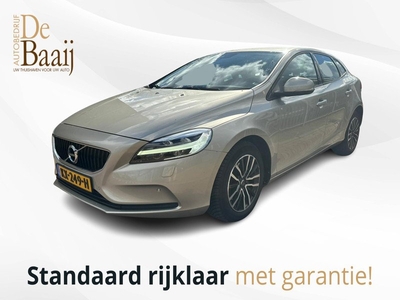 Volvo V40 2.0 T4 Momentum | 190 pk! | Trekhaak | Parkeerhulp voor en achter | Navi | Stoelverwarming