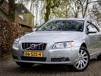 Volvo V70 1.6 T4 Limited Edition Luxury Schuifdak 1e Eigenaar