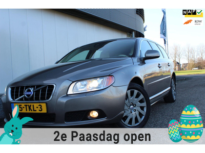 Volvo V70 1.6 T4 Limited Edition Navi Stoelverwarming Trekhaak 180 PK