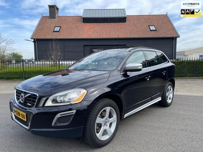 Volvo XC60 2.0 D3 AUTOMAAT R-Design Panoramadak Leer Navi Xenon trekhaak