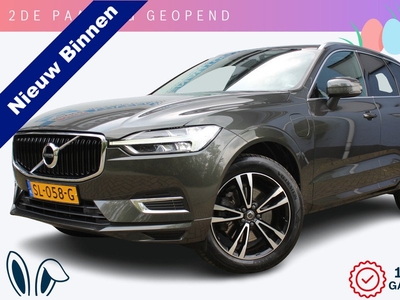 Volvo XC60 2.0 T8 Twin Engine AWD Momentum | Incl. 1 jaar Garantie | Navi | Cruise | Clima | Stoelverwarming | Elektrische kofferbak | LED koplampen | Parkeersensoren V+A | Apple CarPlay/Android Auto | Keyless entry/start | Panorama dak | 19 Inch LMV | Ge