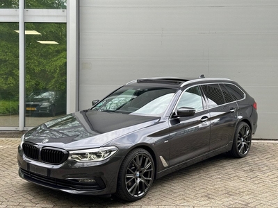 BMW 5-serie Touring 520d High Executive l Pano l M-Sport l Navi l Climate l Headup l Volledig Dealer Onderhouden l