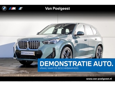 BMW iX1 xDrive30 Selections