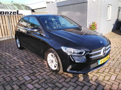 Mercedes-Benz B-Klasse 180 Premium Plus