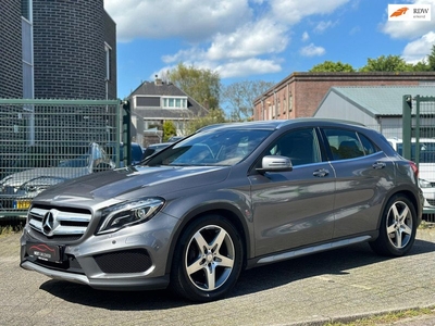 Mercedes-Benz GLA-klasse 200 Prestige AMG Automaat Luxe interieur