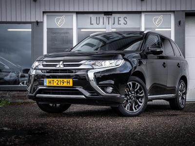 Mitsubishi Outlander 2.0 PHEV Executive Edition Trekhaak Camera Leder/Alcantara Org.NL 2e-eig. NAP