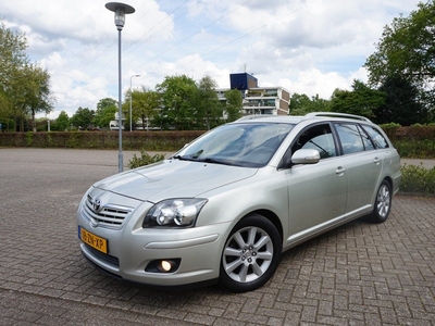 Toyota Avensis wagon 1.8 VVTi Luna