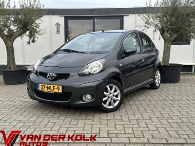 Toyota Aygo 1.0-12V 5 Deurs Dynamic Airco Lichtmetaal CruiseControl