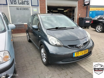 Toyota Aygo 1.0-12V