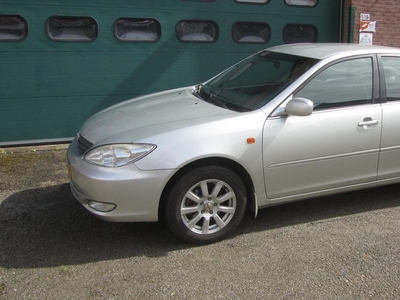 Toyota Camry 2.4-16V VVT-i Linea Luna