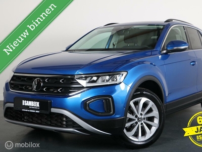 Volkswagen T-Roc 1.5 TSI Life DSG AUTOMAAT - CARPLAY