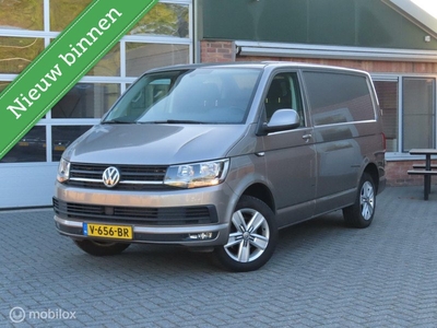 Volkswagen Transporter 2.0 TDI L1H1 Highline, Automaat, DAB+, 17 Inch, PDC, Trekhaak, Navigatie