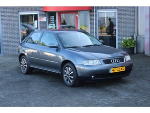 Audi A3 1.6 Attraction Clima/Cruise/Trekhaak Nieuwe apk!