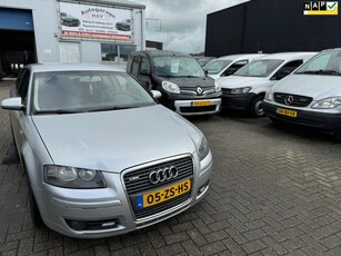 Audi A3 2.0 FSI Attraction