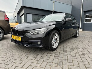 BMW 3-serie 330i Sportline Aut. 252 PK navigatie stoelverwarming