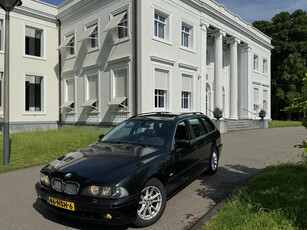 BMW 5 Serie 525i Touring E39, LEDER, SCHUIFDAK