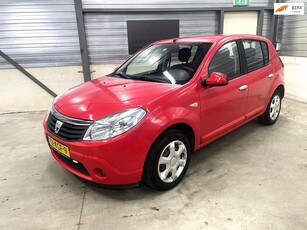 Dacia Sandero 1.2 Lauréate airco trekhaak 5 deurs