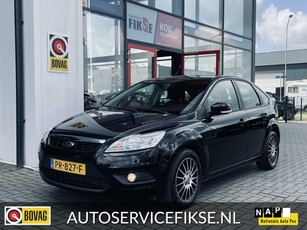 Ford Focus 1.6 COMFORT MET AIRCO PDC ACHTER TREKHAAK