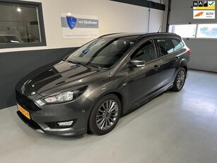 Ford Focus Wagon 1.0 ST-Line Navi18inchAppleCarplay