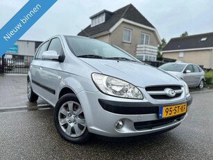 Hyundai Getz 1.4i Dynamic (bj 2006, automaat)