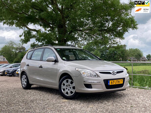 Hyundai I30 CW 1.6i Active Cool | Airco + Goed onderhouden nu € 3.975,-!!!