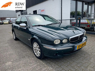 Jaguar X-Type 2.5 V6 *AIRCO *CRUISE