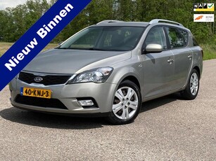 Kia Cee'd Sporty Wagon 1.6 CVVT X-ecutive Automaat Airco