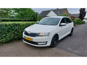 Škoda Rapid Spaceback 1.2 TSI Greentech JOY AIRCO/NAVI BJ 2016