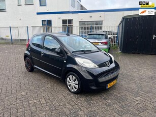 Peugeot 107 1.0-12V Urban Move