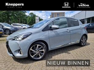 Toyota Yaris 1.5 Hybrid Premium Panoramadak, Navigatie