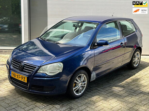 Volkswagen Polo 1.2 Optive l Airco l Elect ramen l Rijdt & schakelt goed l