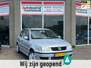 Volkswagen Polo 1.4-16V 5 Deurs - Zeer netjes! - Nieuwe APK!